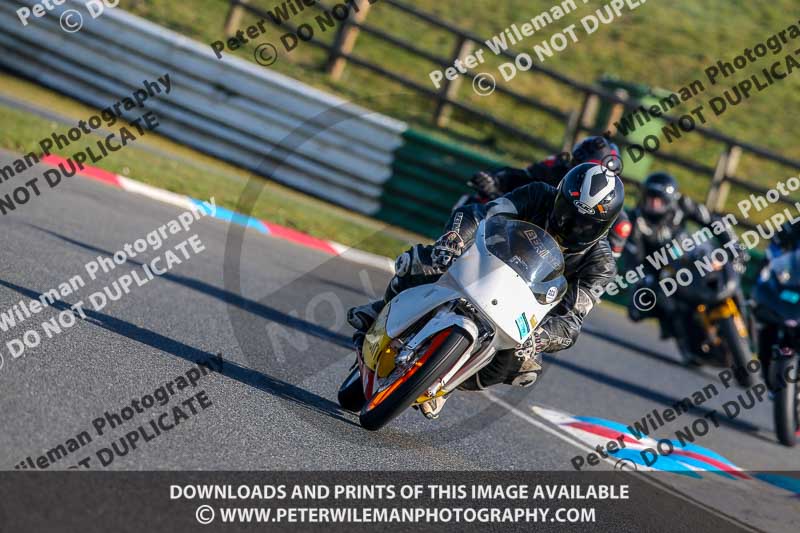 PJM Wedding Photography;enduro digital images;event digital images;eventdigitalimages;mallory park;mallory park photographs;mallory park trackday;mallory park trackday photographs;no limits trackdays;peter wileman photography;racing digital images;trackday digital images;trackday photos